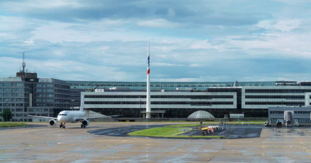 vol annule retarde aeroport paris charles de gaulle 11