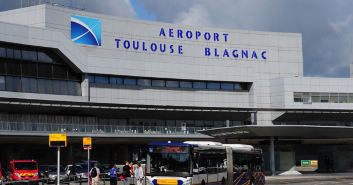 vol-annule-retarde-aeroport-toulouse-blagnac-1